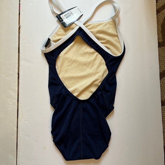 Nike Polyester Lycra spandex blend One Piece swimsuit Size 6 NWT U Back - Picture 7 of 14